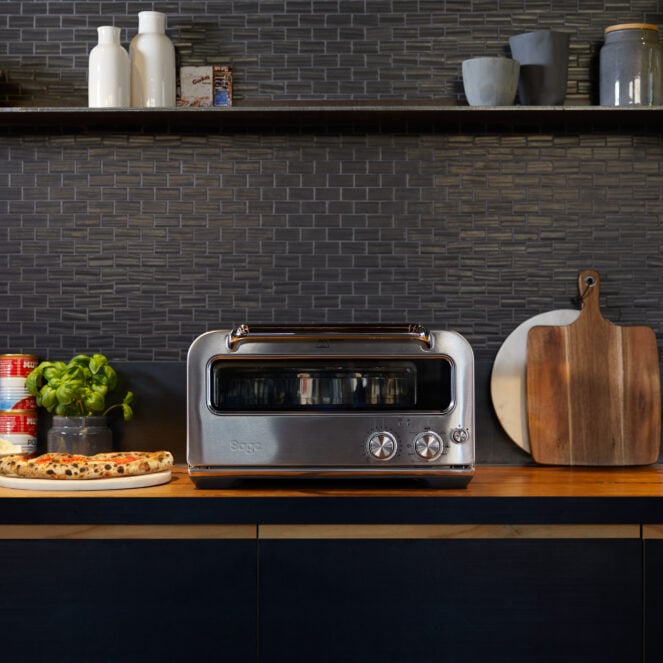 Sage-SPZ820-1 the Smart Oven™ Pizzaiolo pizza oven